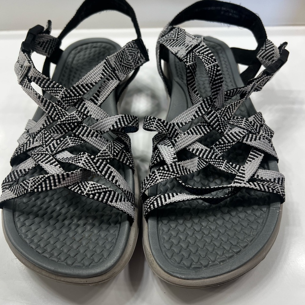 BARETRAPS WOODS SANDALS STRAPS OUTDOORS SZ 9.5
